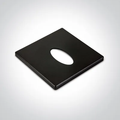 050000E4/B BLACK SQUARE COVER FOR 68000E