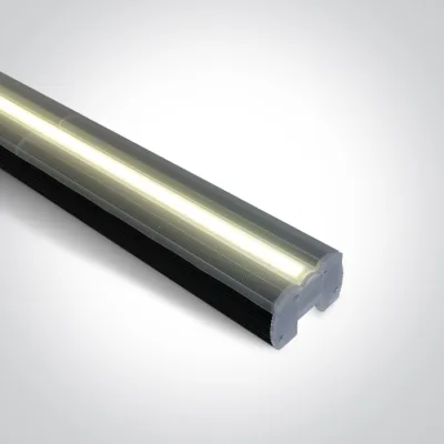 38100B/B/V BLACK LINEAR CCTV 40W PV 230V CONNECTABLE