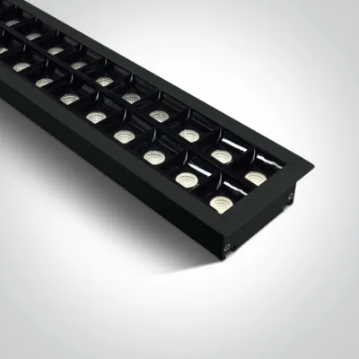 38150BR/B/C BLACK RECESSED 96pcs SPOTS UGR17 40W CW 1300mm 34deg 230V DARK LIGHT