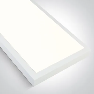 62140BRU/W/V WHITE 30x120 40W CCTV UGR19 IP20 230V BACKLIT