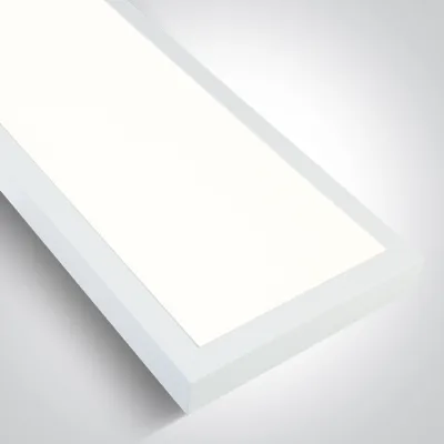 62150BFU/W/V WHITE 15x150 40W CCTV UGR19 IP20 230V BACKLIT