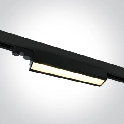 65026T/B/V BLACK 40W CCTV TRACK LIGHT ADJUSTABLE 230V