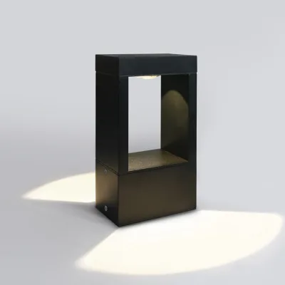 67470/B/V BLACK BOLLARD 23cm 10W CCTV IP65 230V