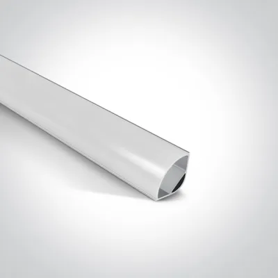 7908/AL TRIANGLE PROFILE 2m + PC opal diffuser